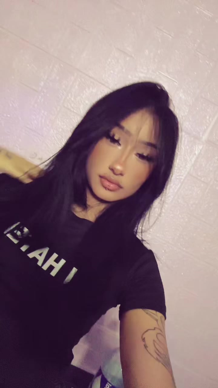@Niy🧛🏾♀️