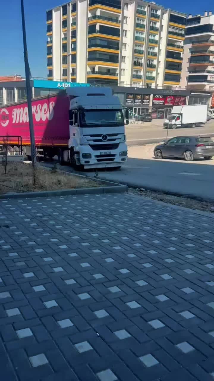 @ELİF KARAASLAN 🦋
