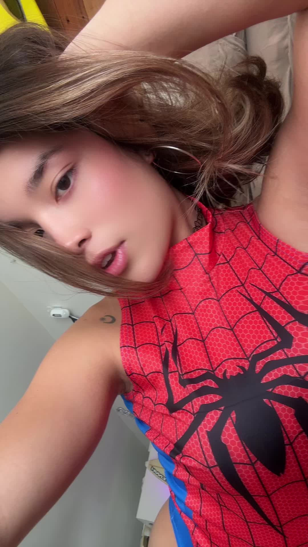 @ArianneLycheeturtle