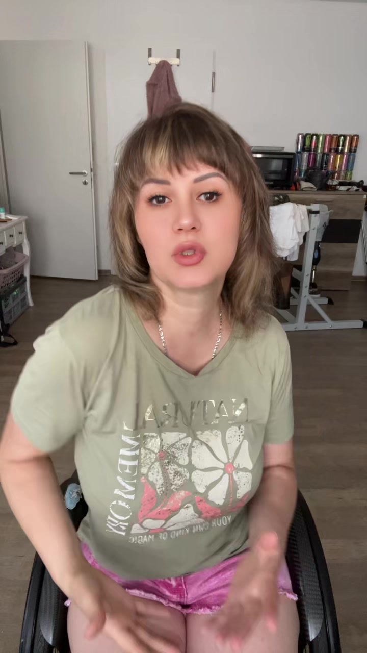@Аня Роз