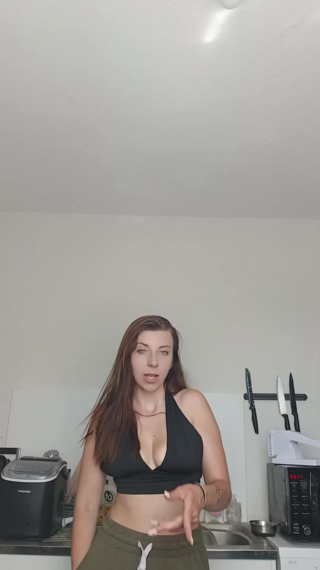 @emybrm