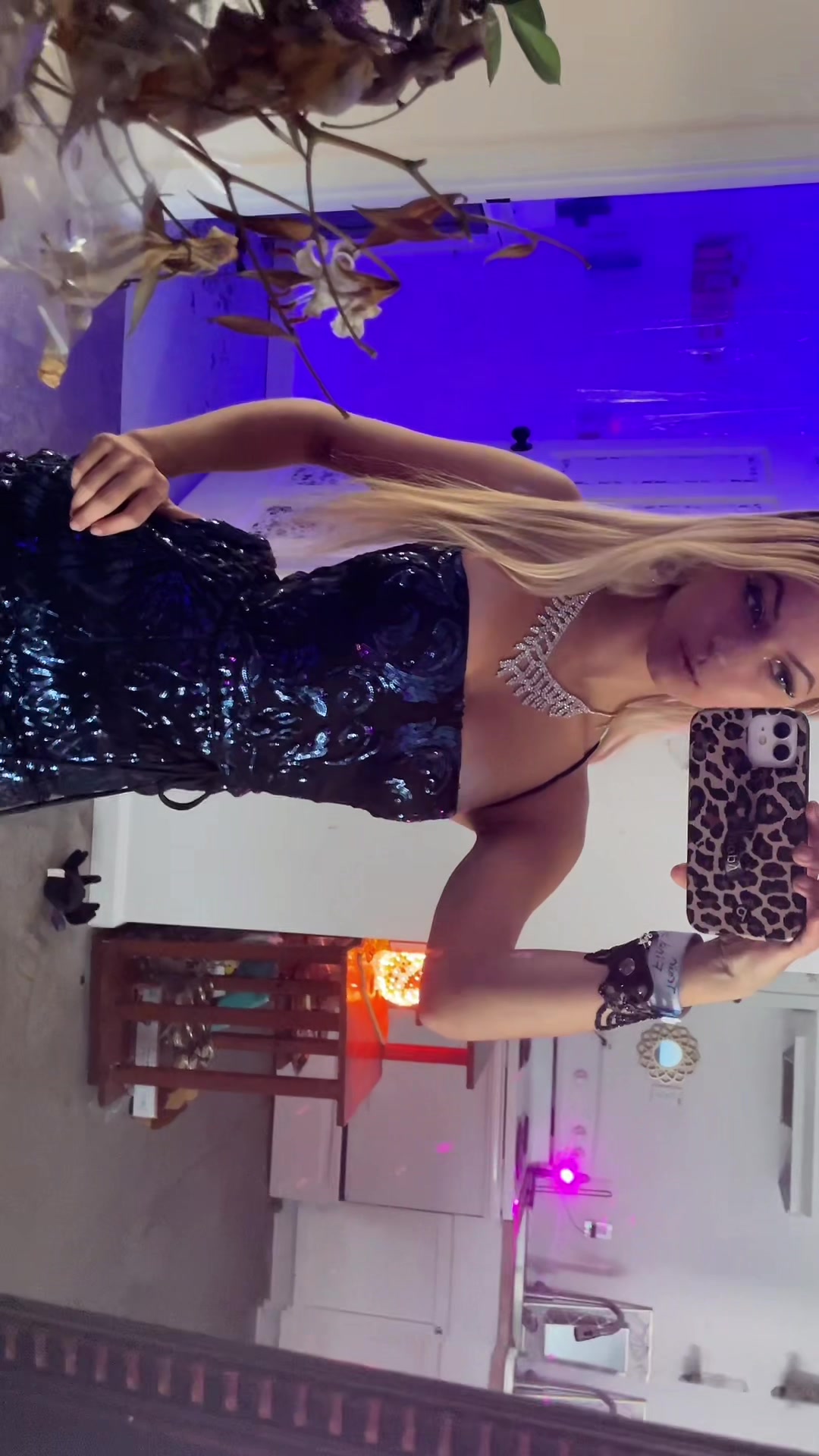 @Taya