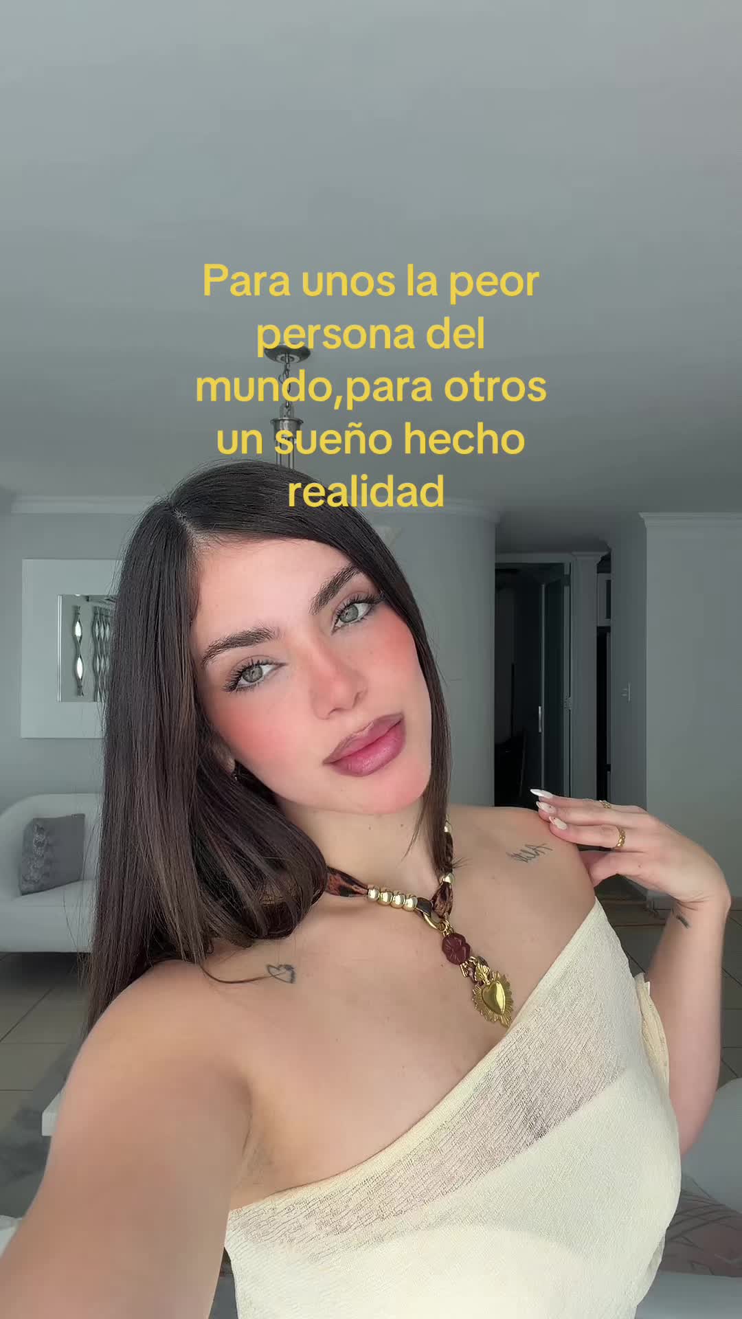 @R A C H E L L 🍸 🐆🫒