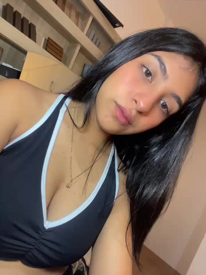 @Adriana🪻