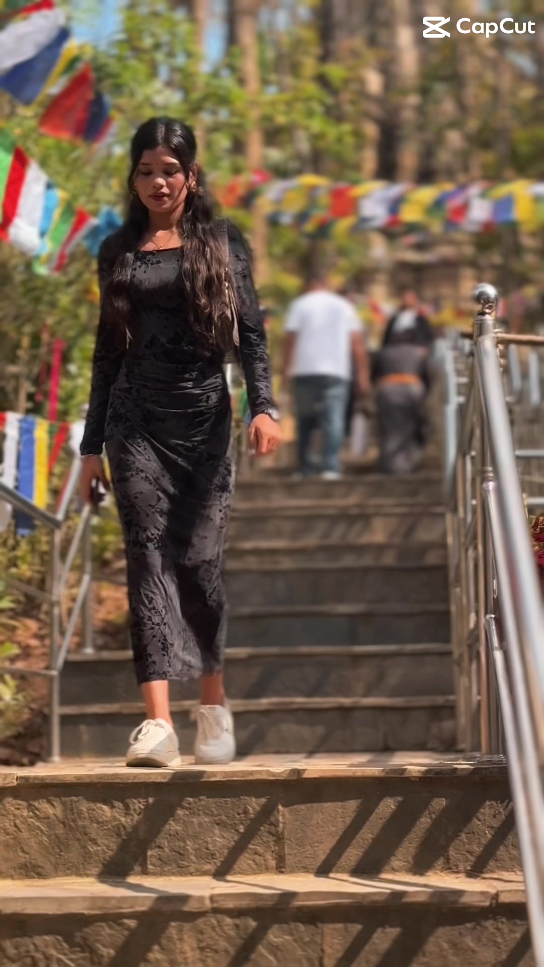@ऋतु 🦋🖤