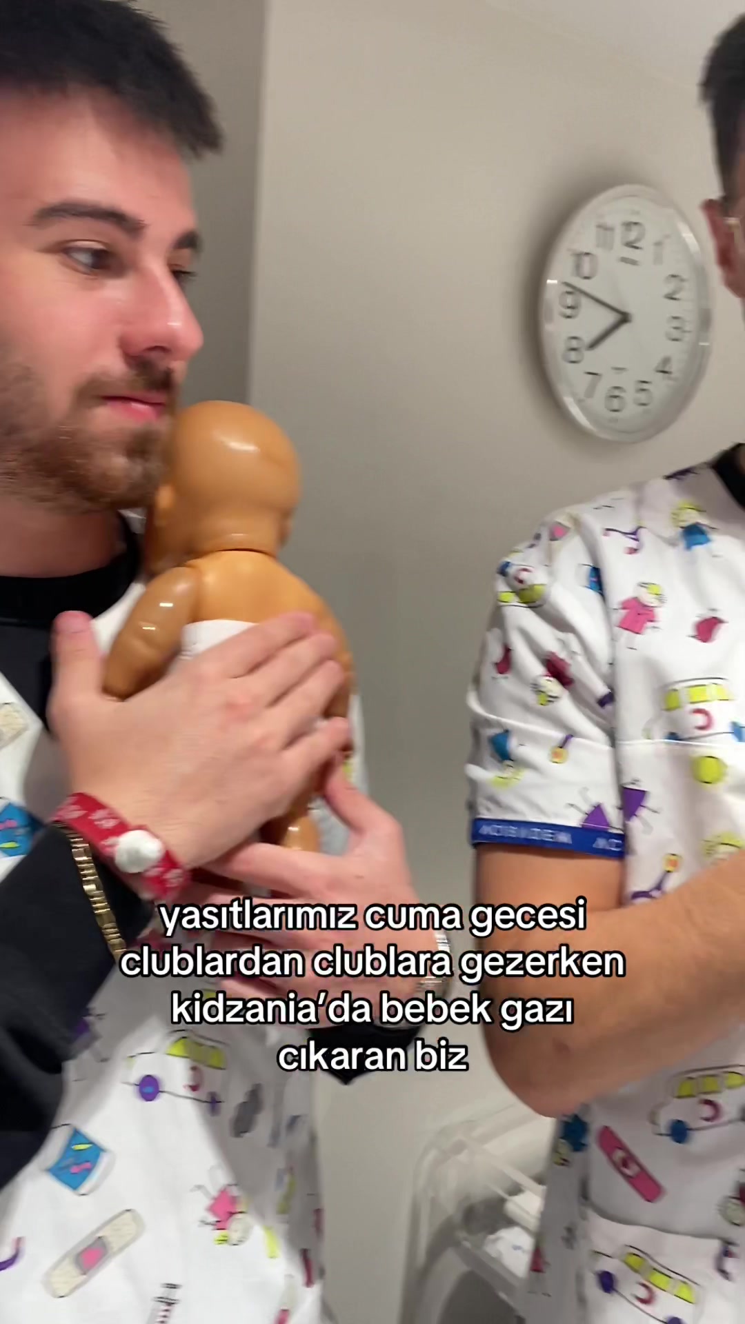 @sude