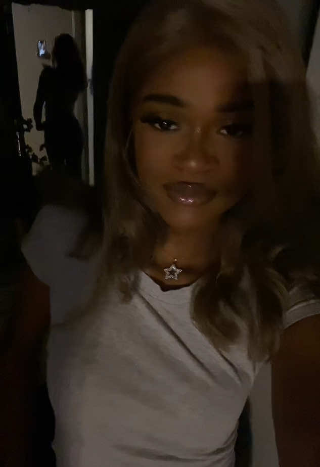 @LariahDeanne
