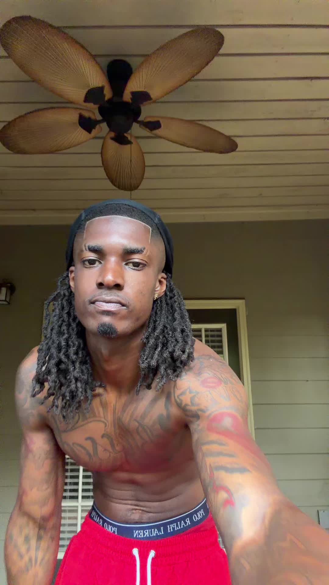 @1ishaun