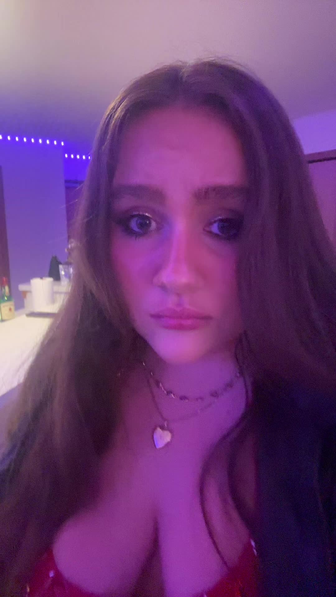 @elena