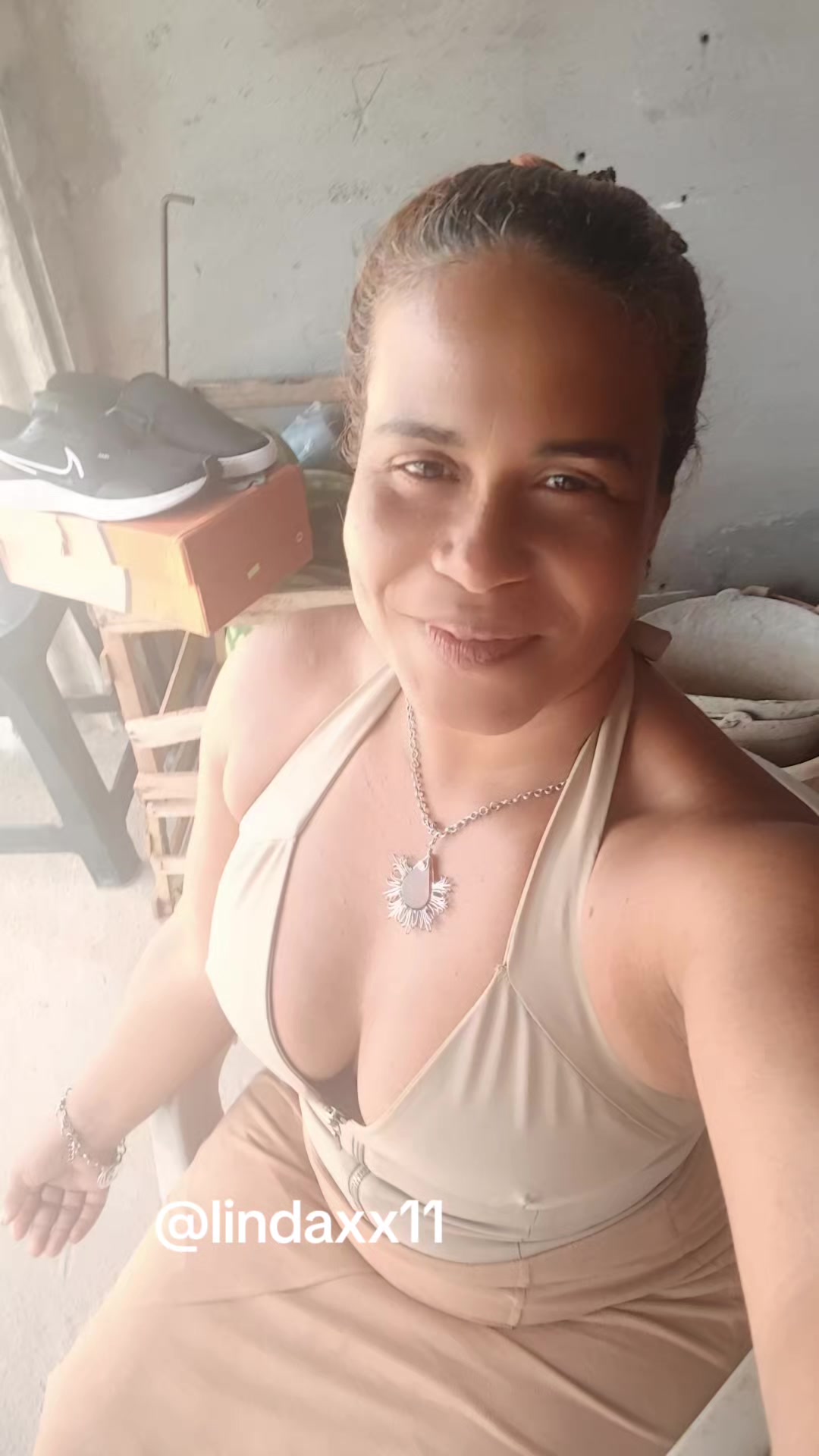 @Lindaxx11