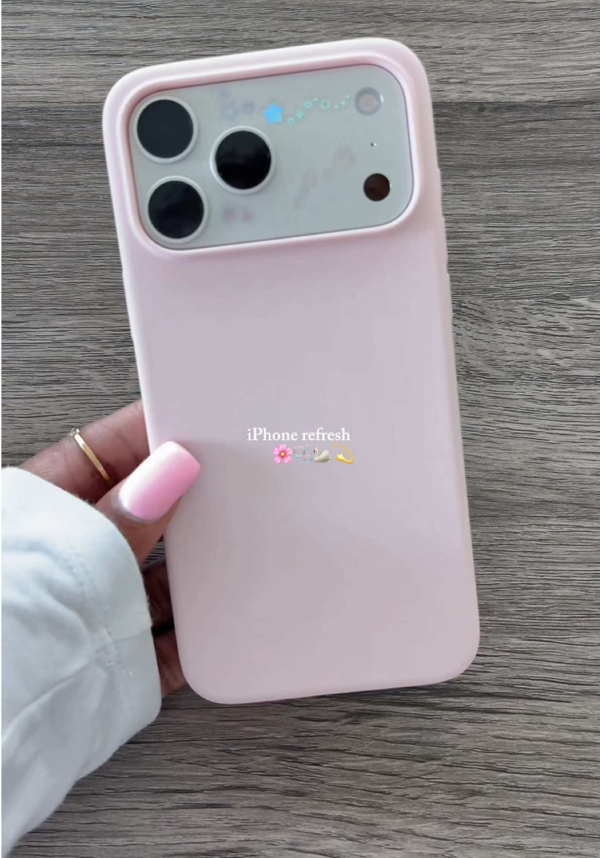 @𝔇𝔢𝔟 ♡