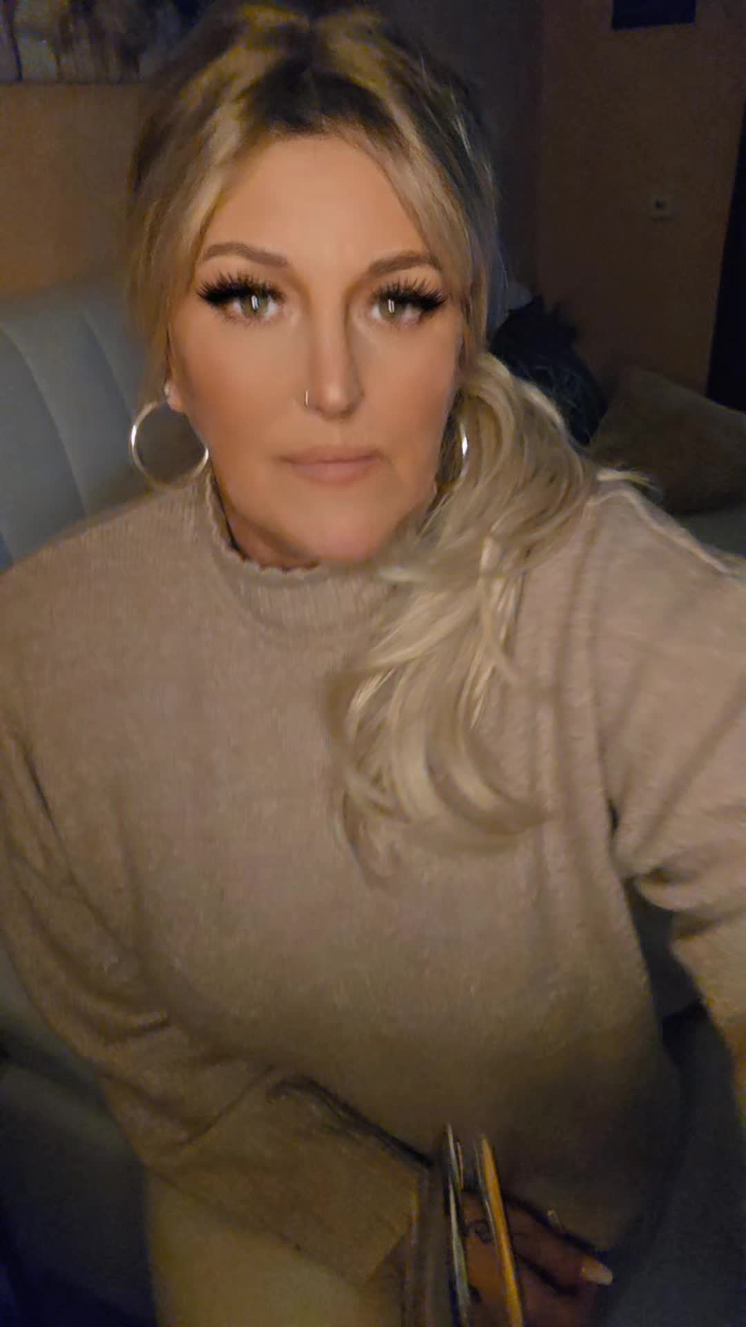 @lalunacute22