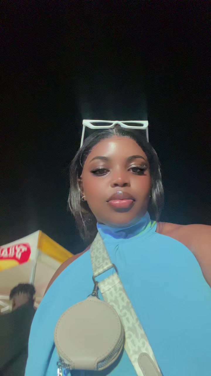 @❤🦋.>NhlanhlaMnisi!!