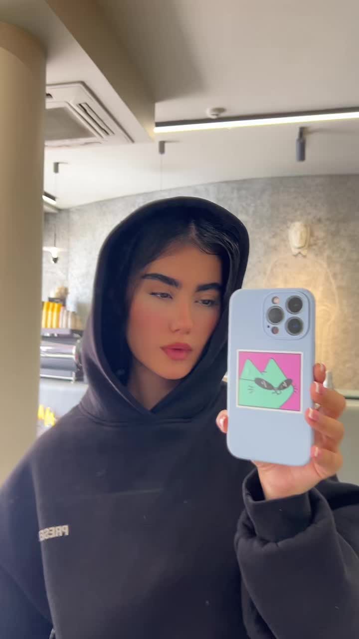 @roxanajabarii