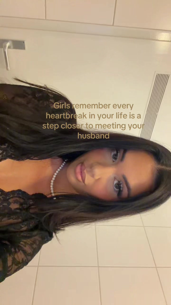 @banuxelaaa