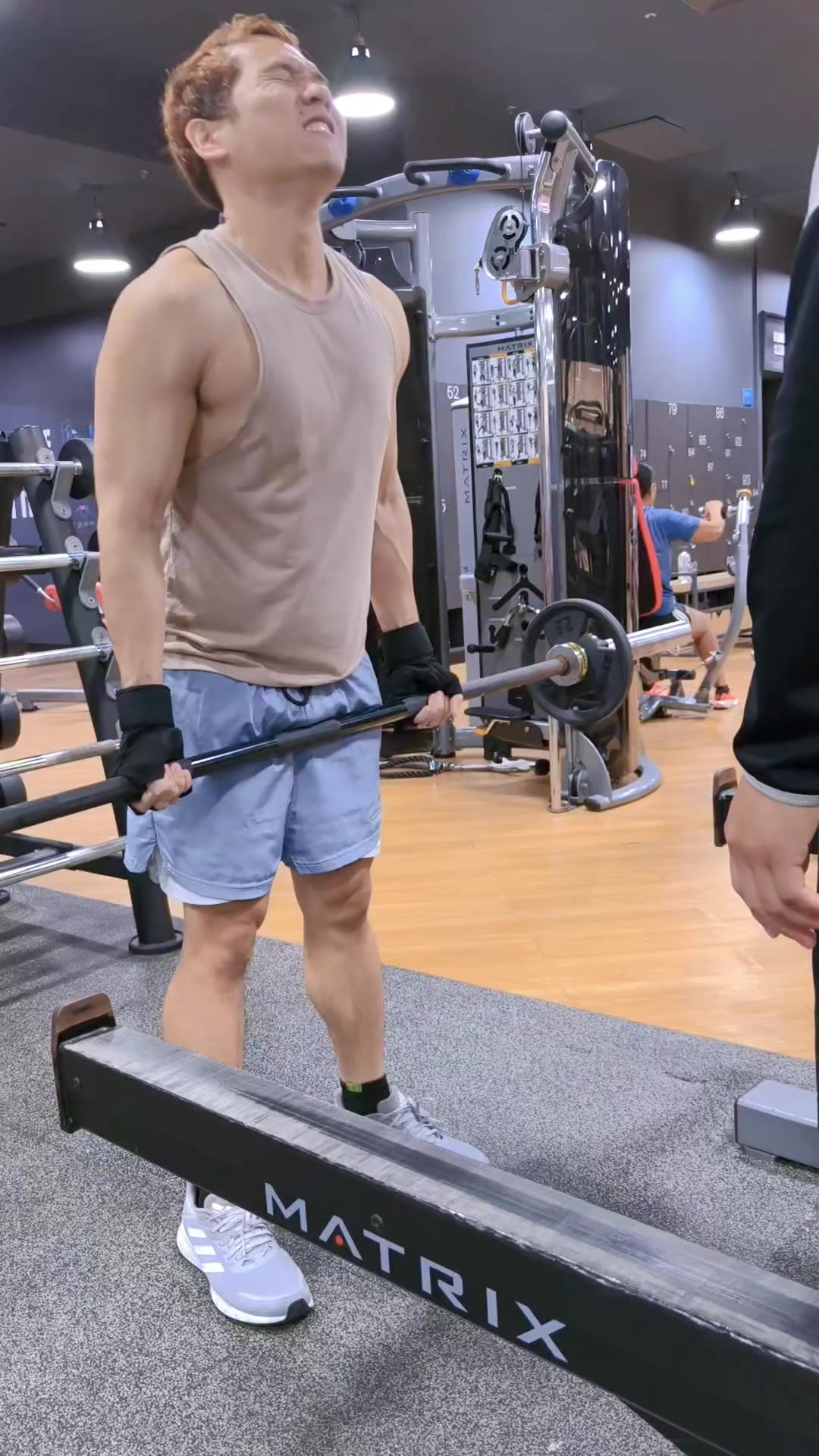 @อสูรน้อย ในตะเกียงแก้ว