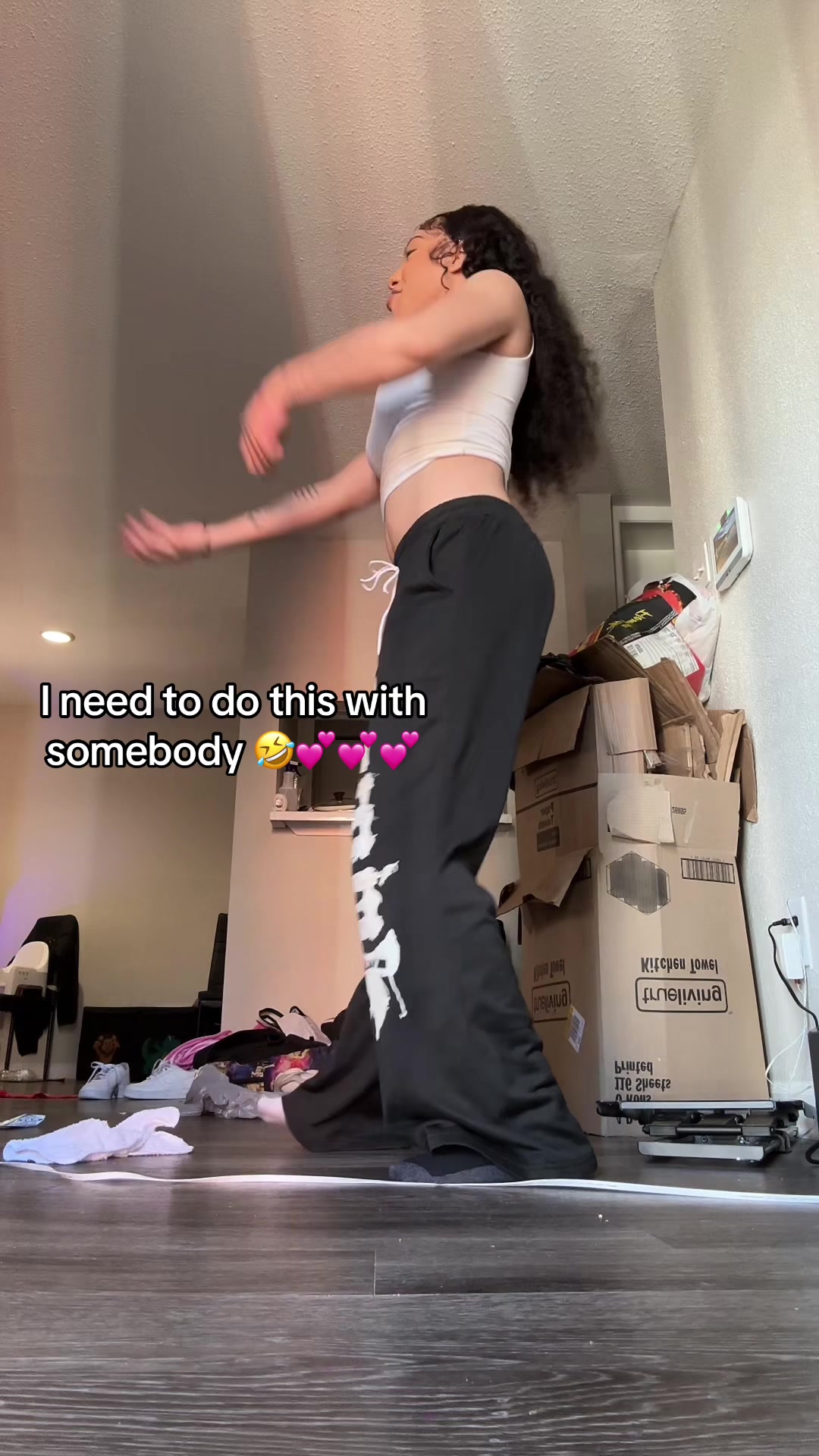 @_Kã$hmöñêÿ🤑