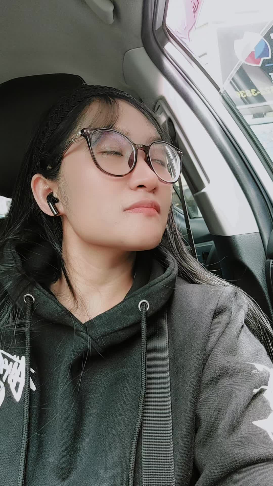 @Tita_92