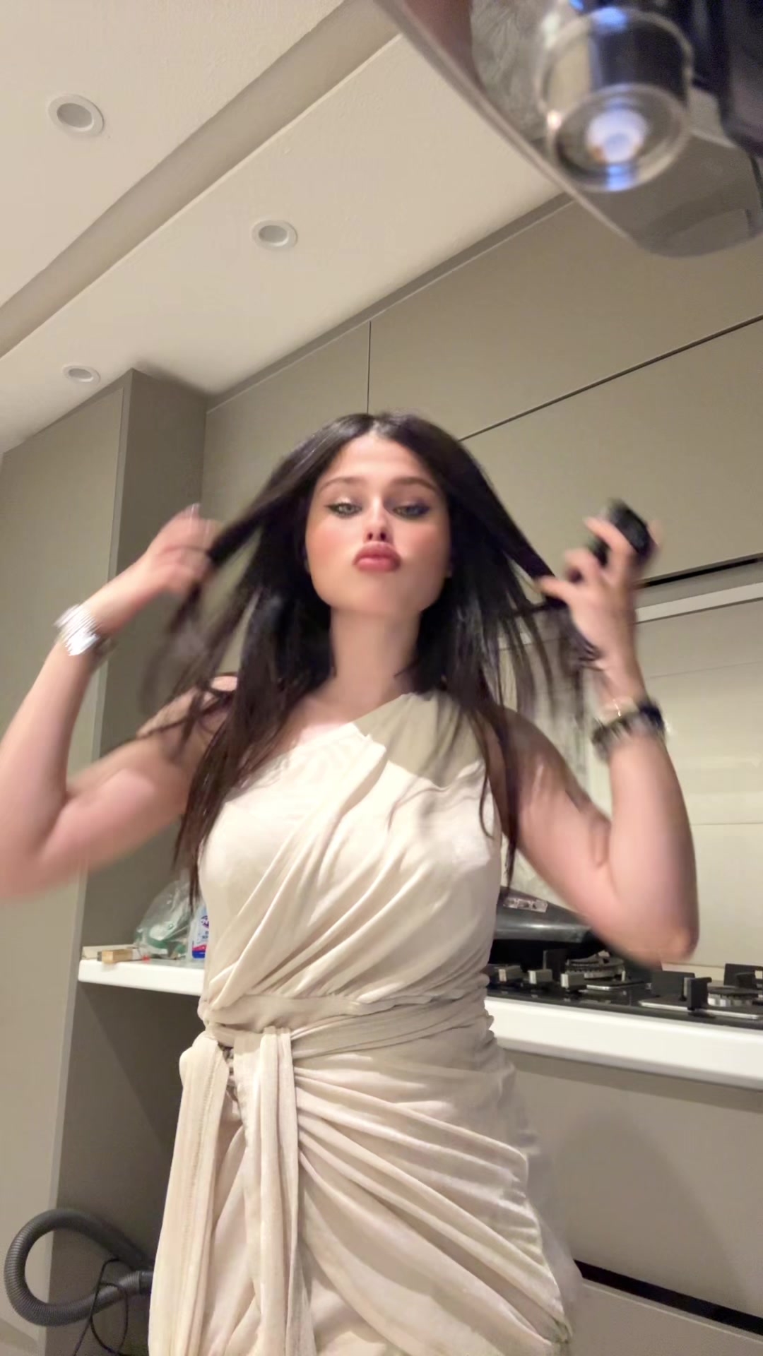 @yektahsnzdeh