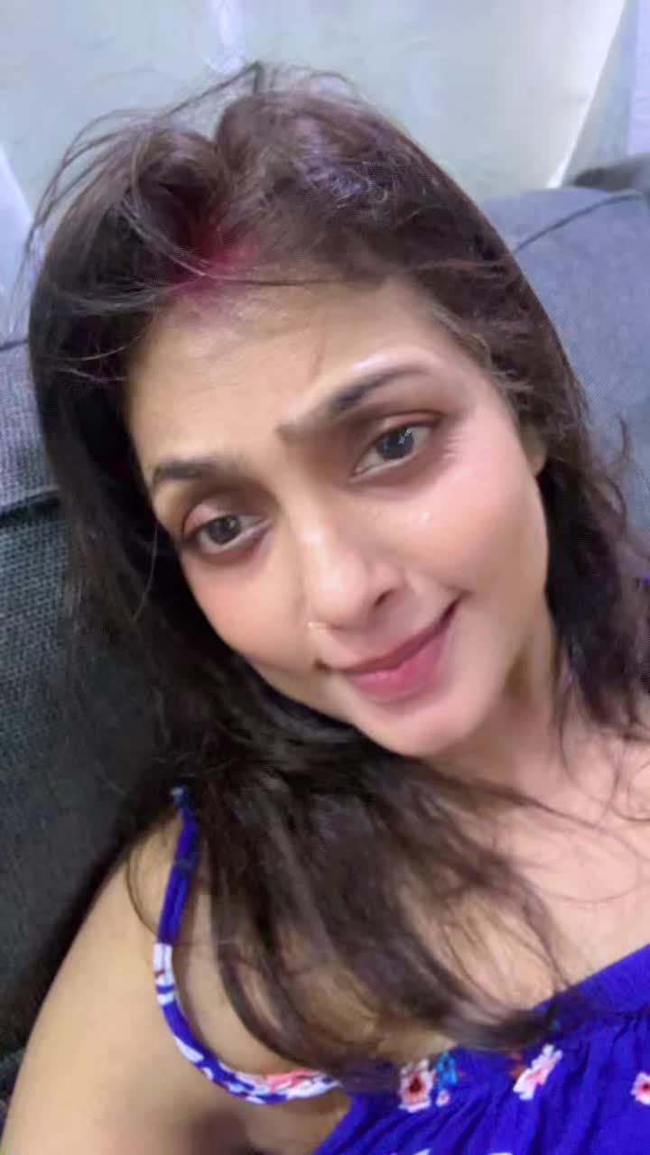 @Roselyn Sharma♥️