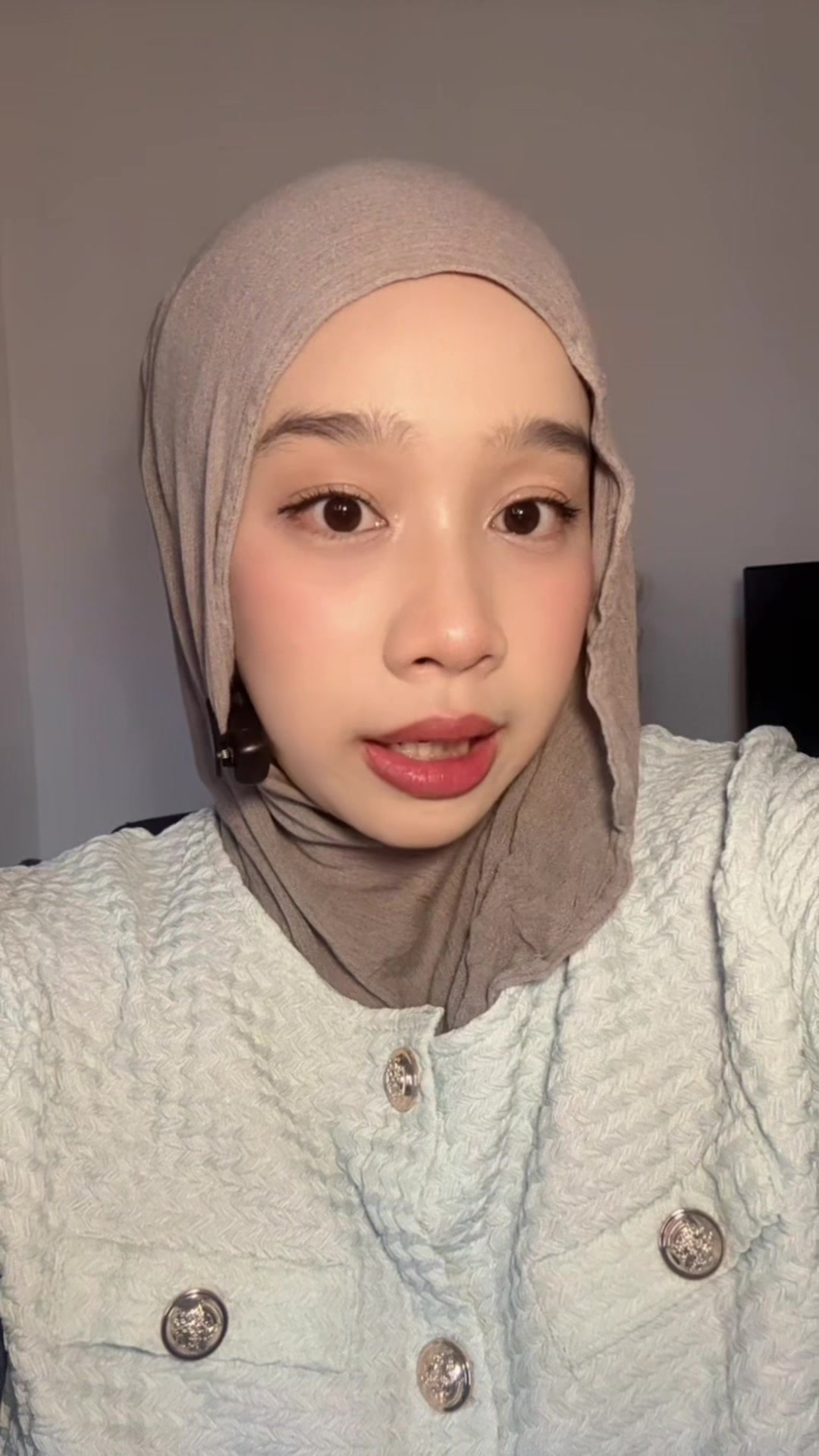 @Syuna