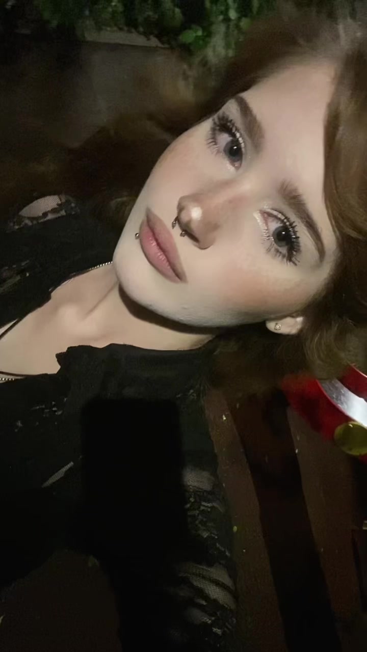 @gothgirlslut