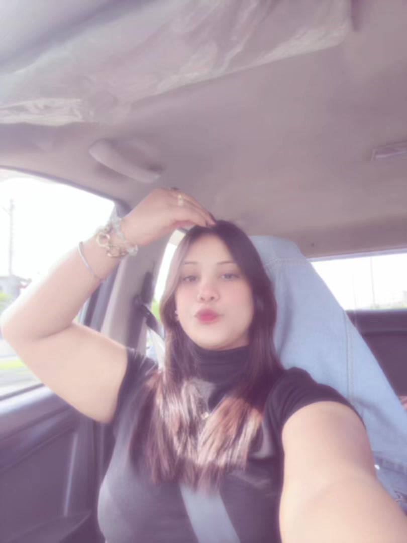 @TANNU 👩&zwj;💻🌸