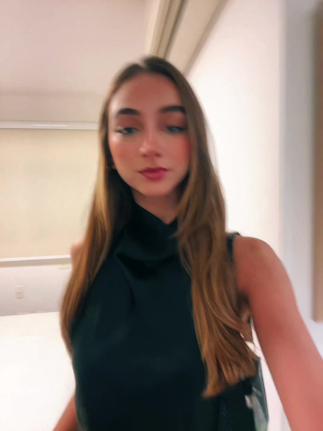 @La&iacute;s Hossepian