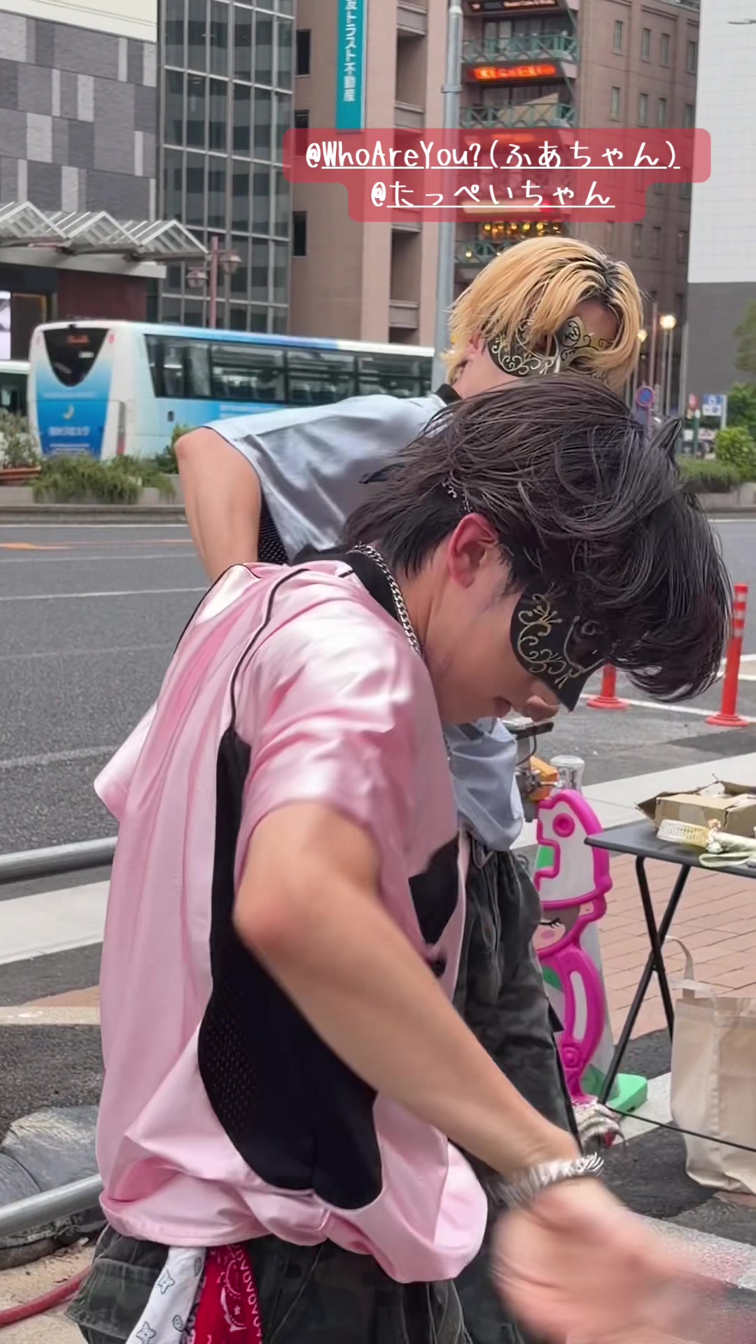 @ひぃ