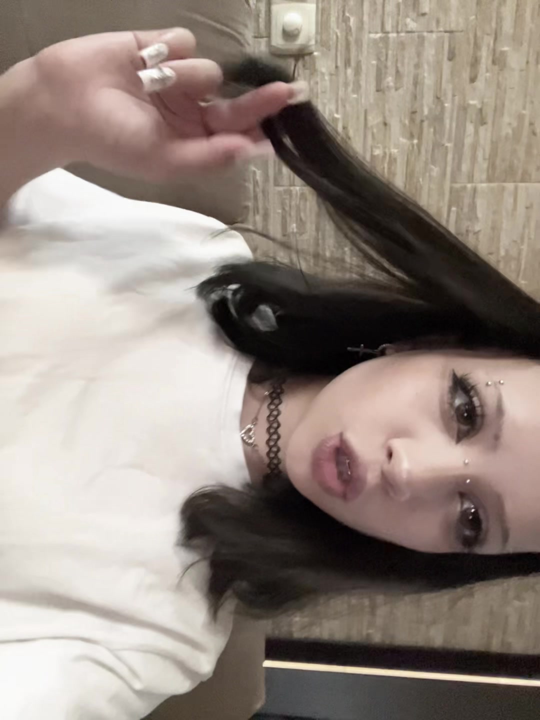 @Эиша