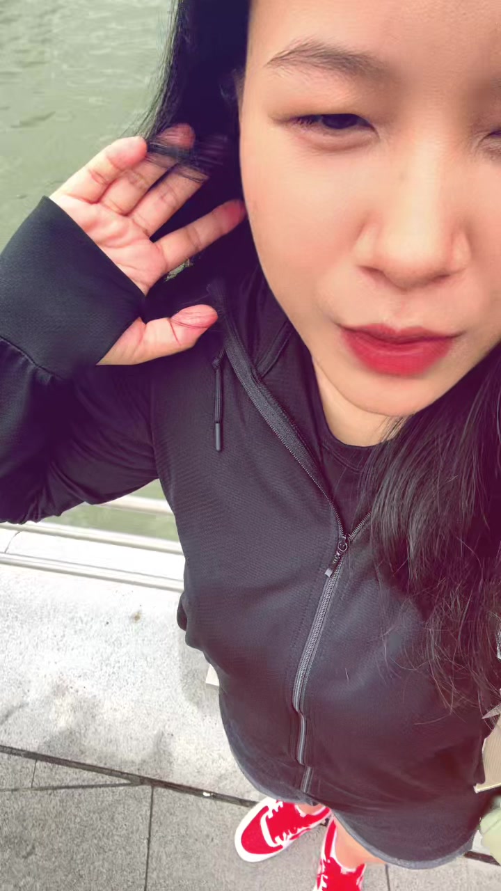 @⚡️JuliaBloom🕹️