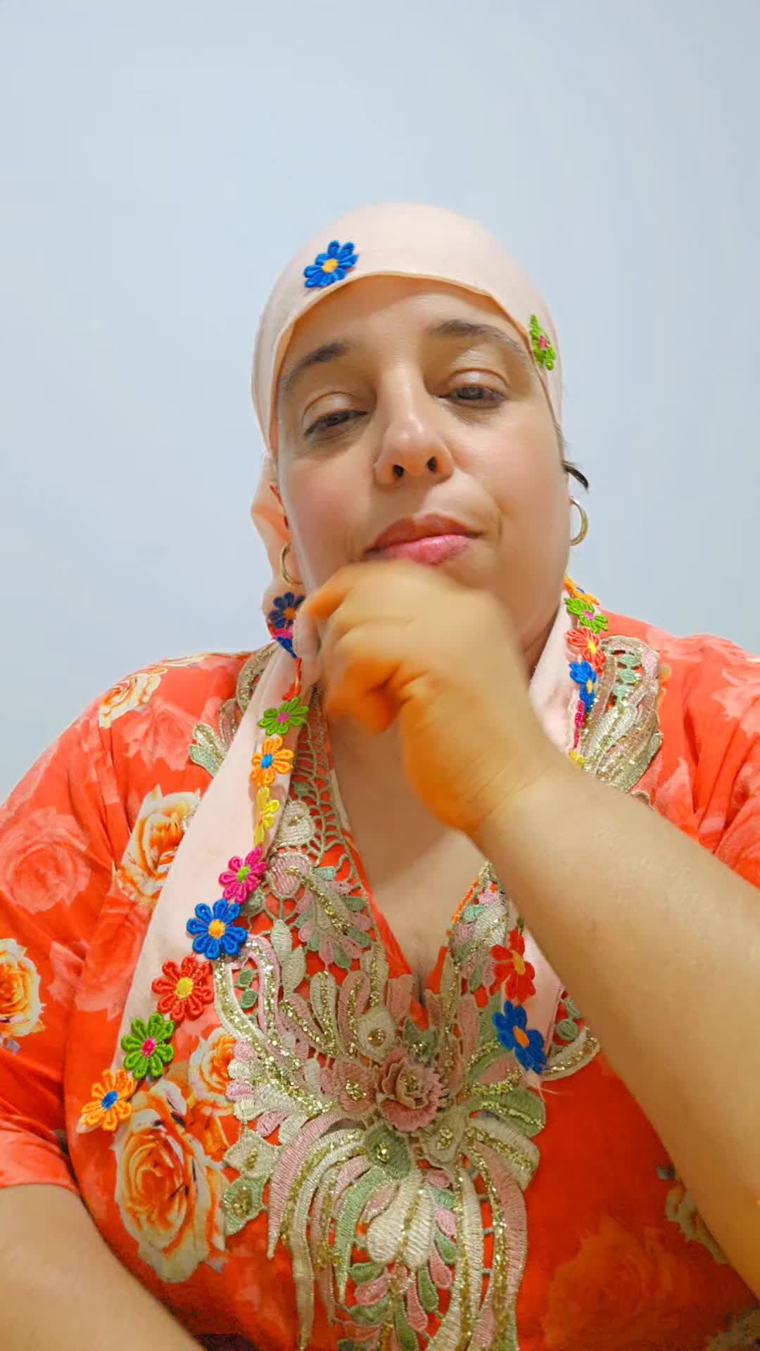 @متواضعة في فرنسا