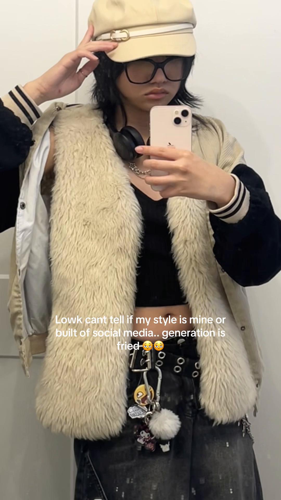 @sarahtrnz