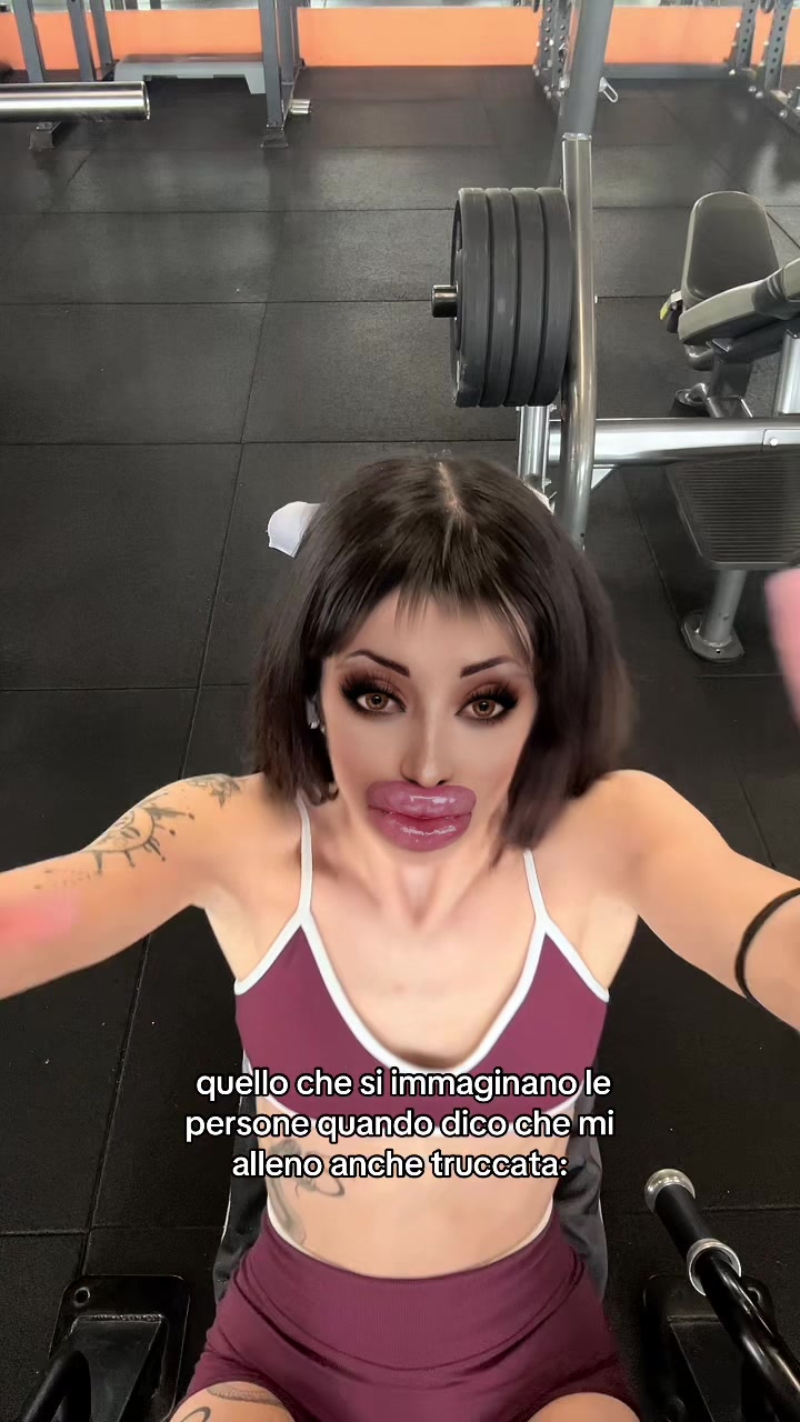 @Lola