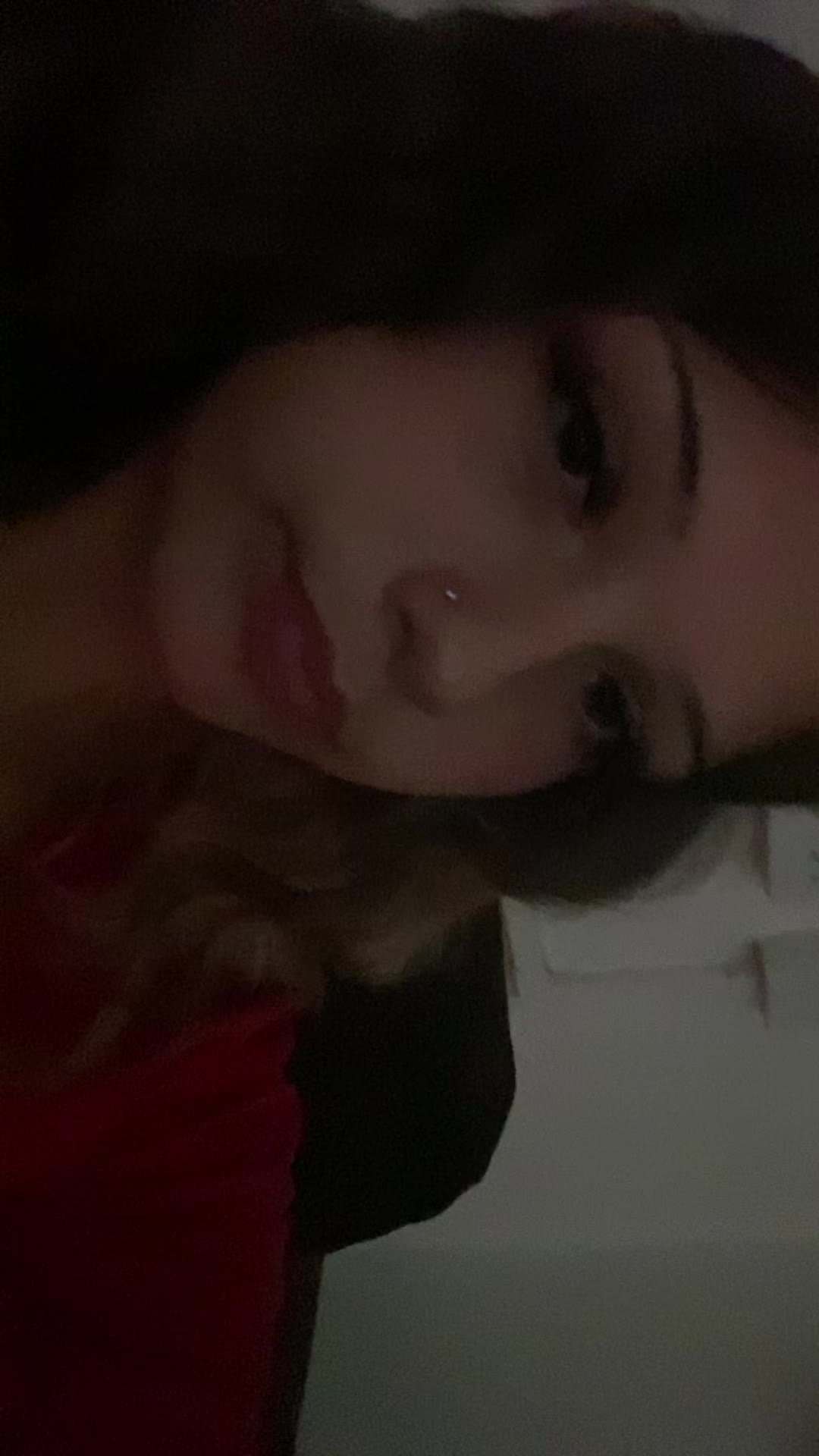 @👤