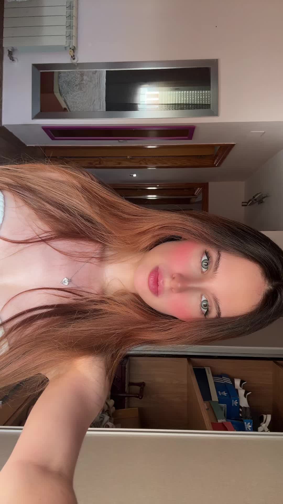 @Vaaaaleriaaaa__