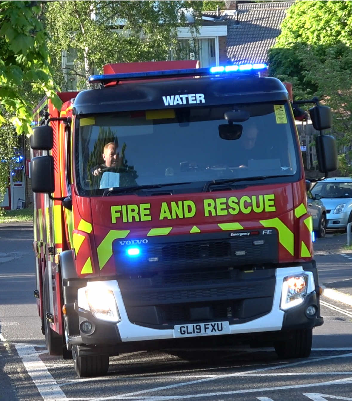 @Emergency999spotting