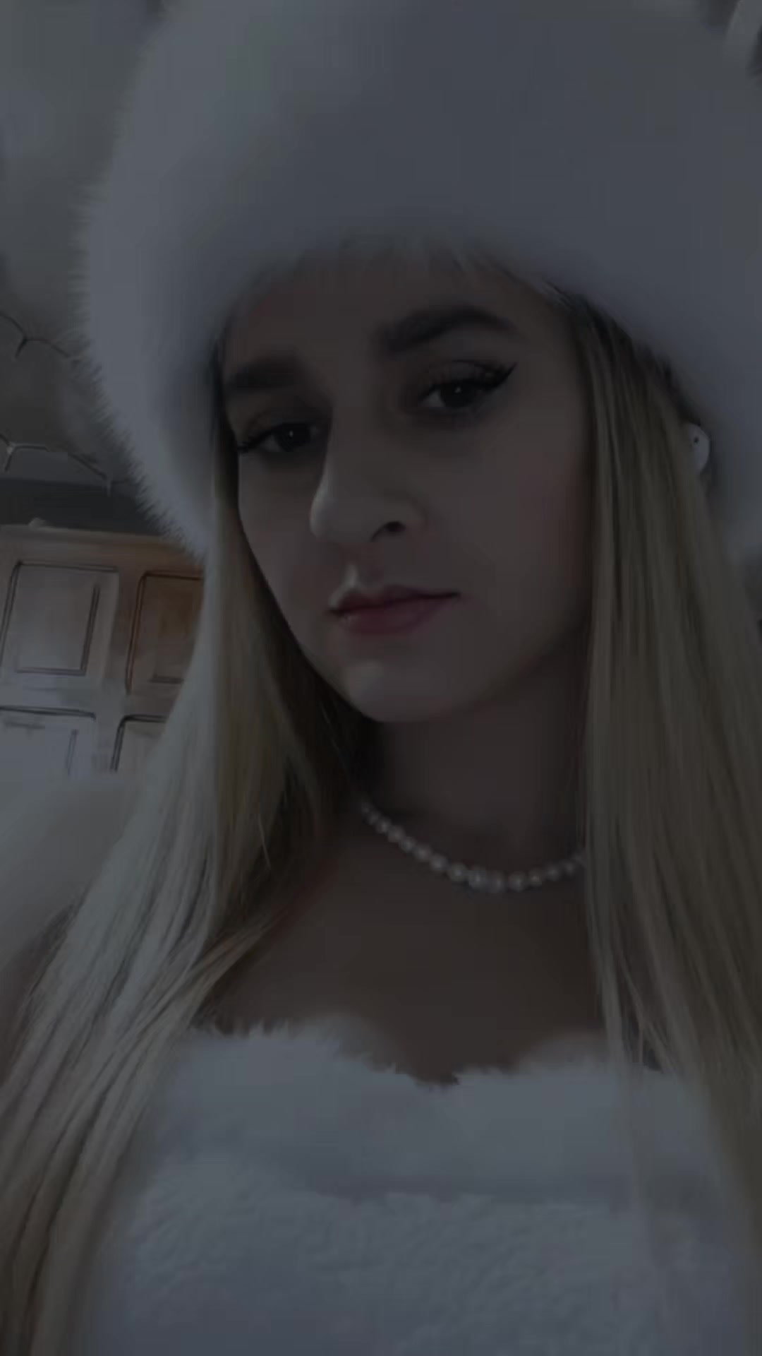 @only a hungaryanwoman1