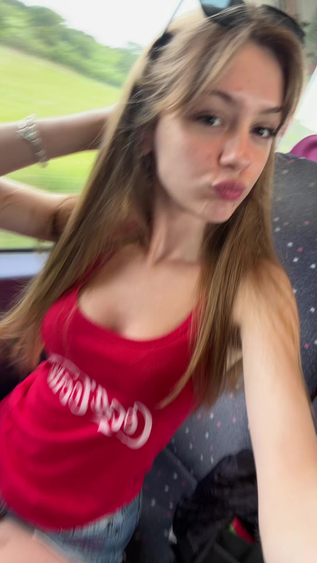 @Eleanor.mm