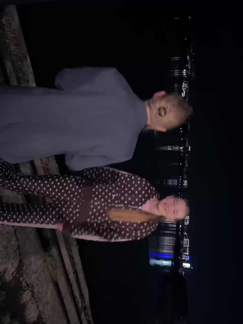 @К💋