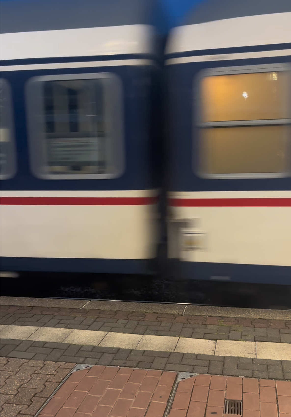 @train_univers