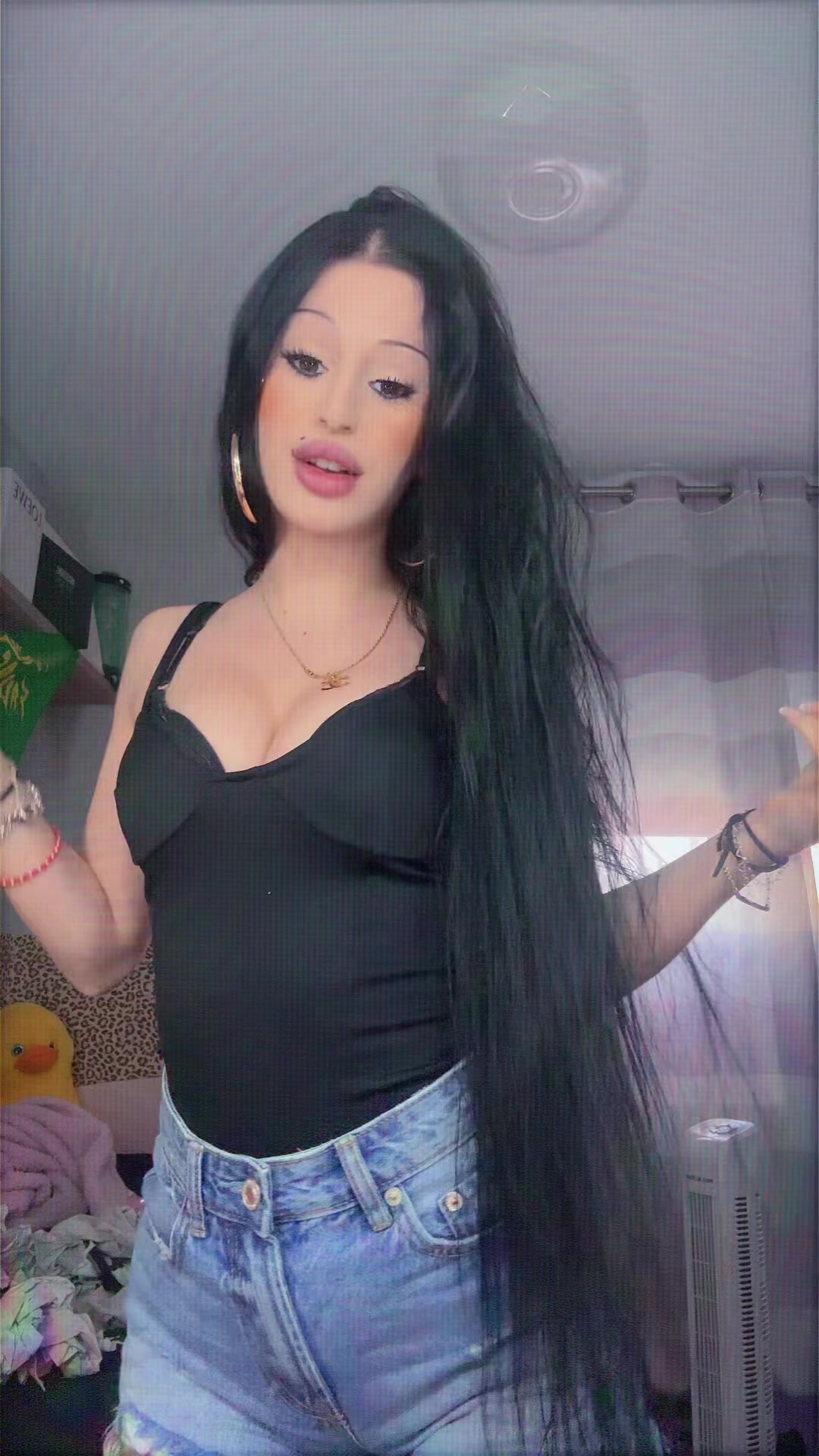 @Chanelitaa
