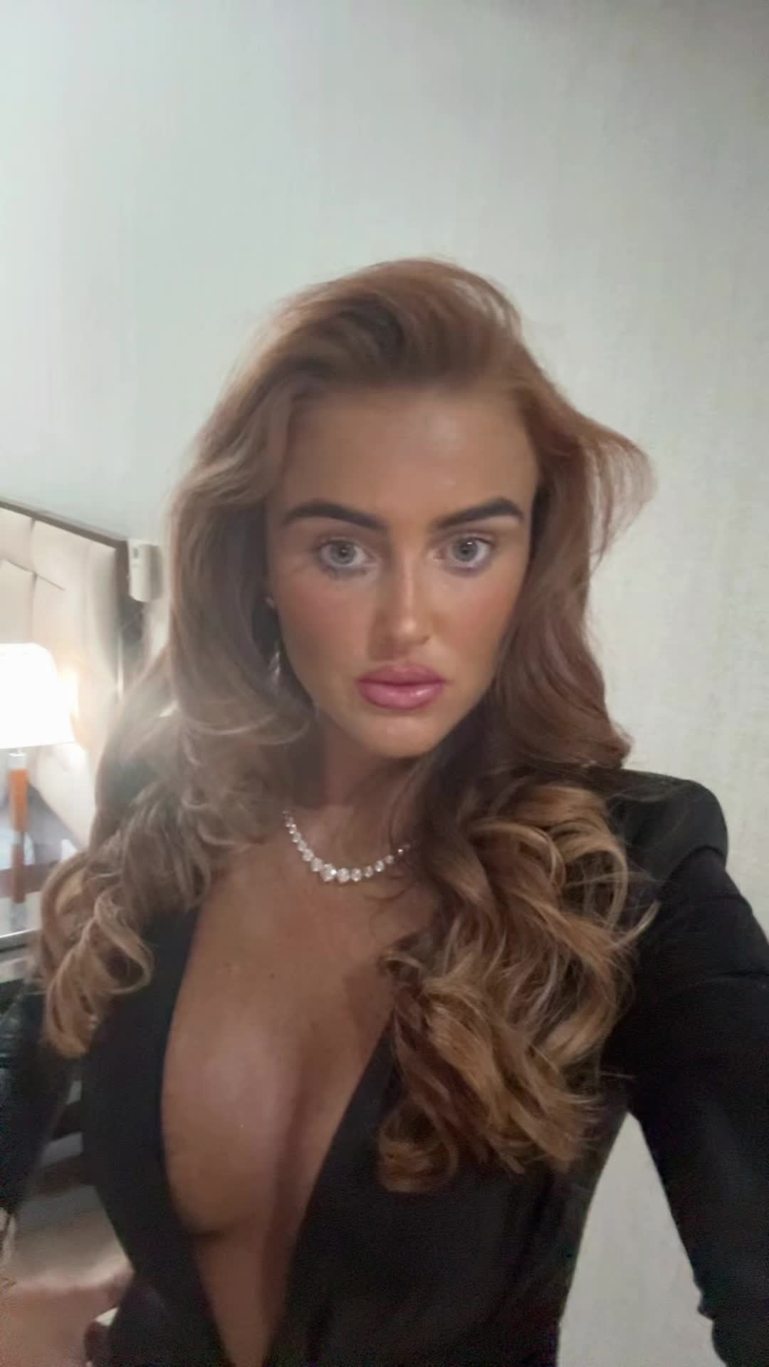 @Ann_delaney_