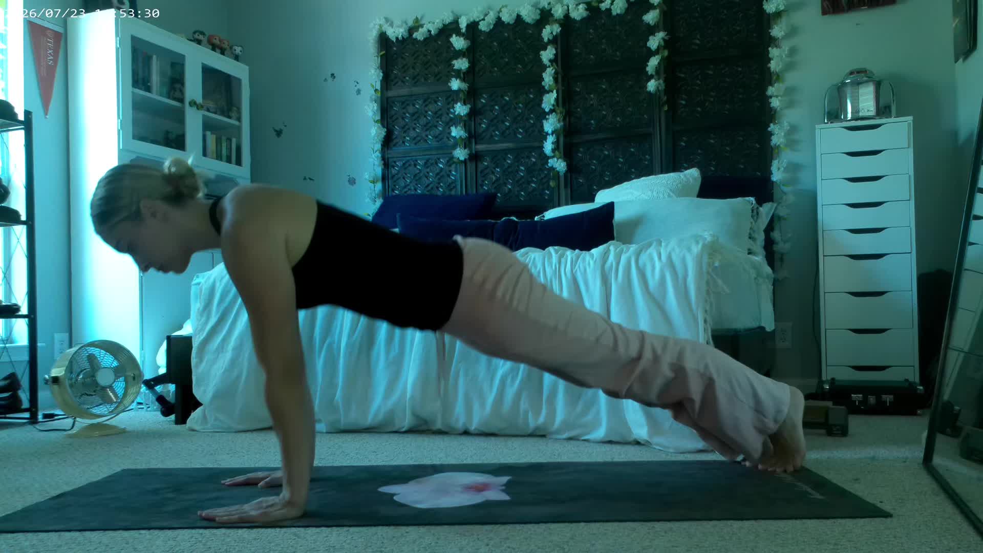 @CamillaManor