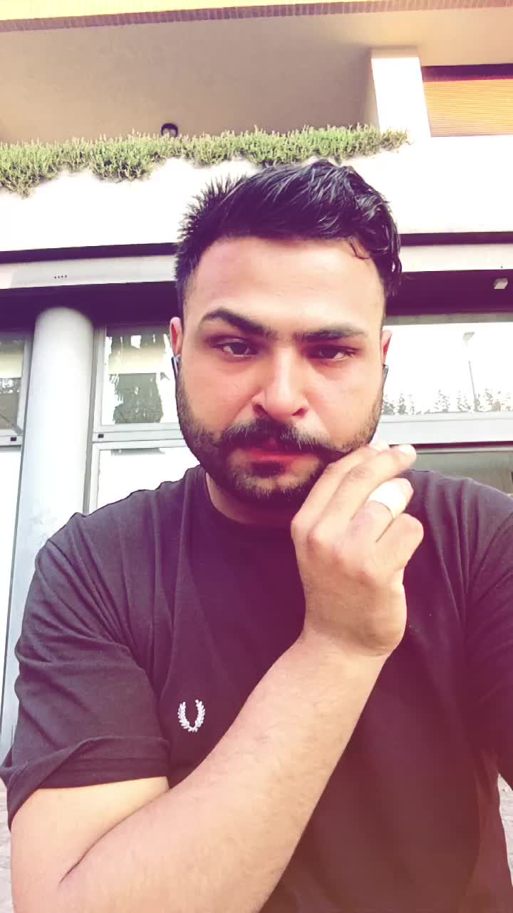 @Meeran Dar 🇮🇹