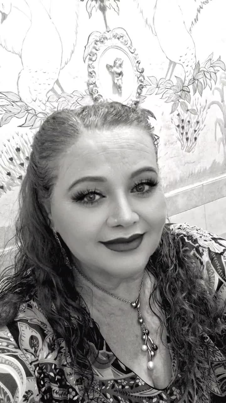 @angela occhi blu
