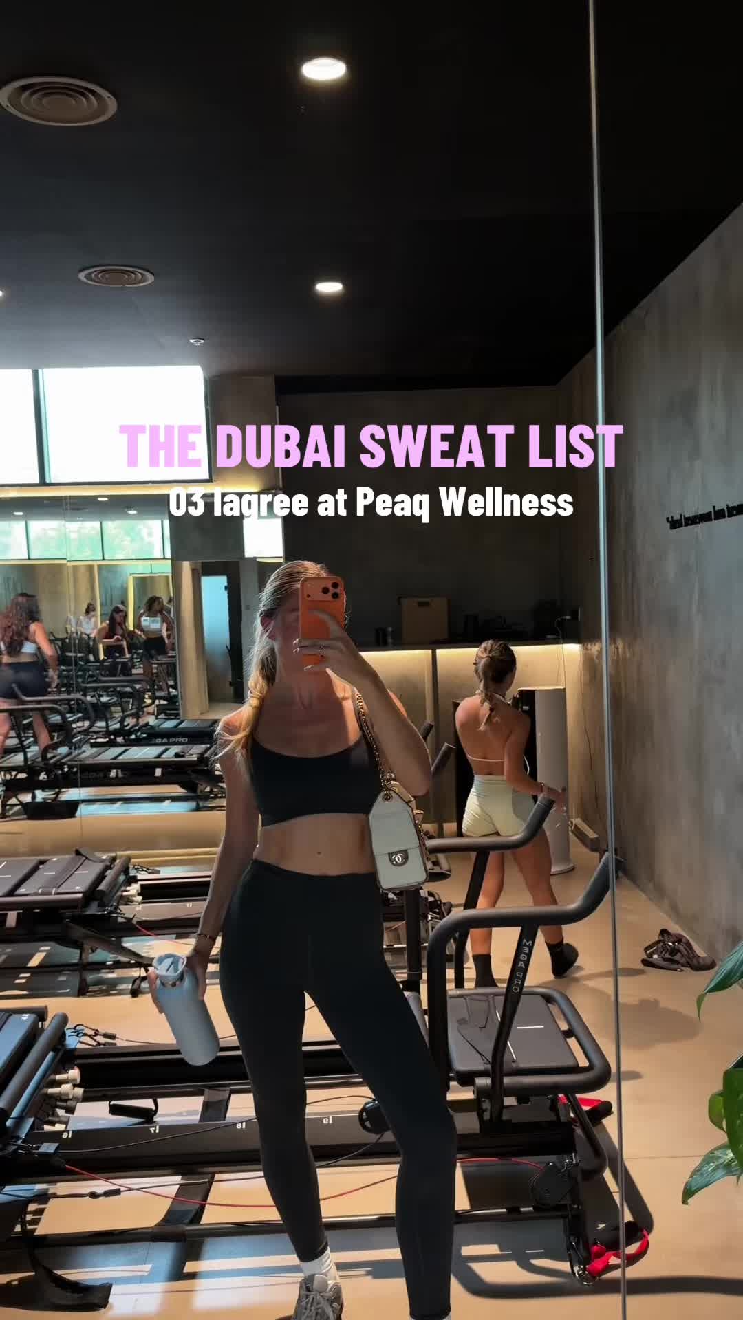 @Nea | Mom in Dubai