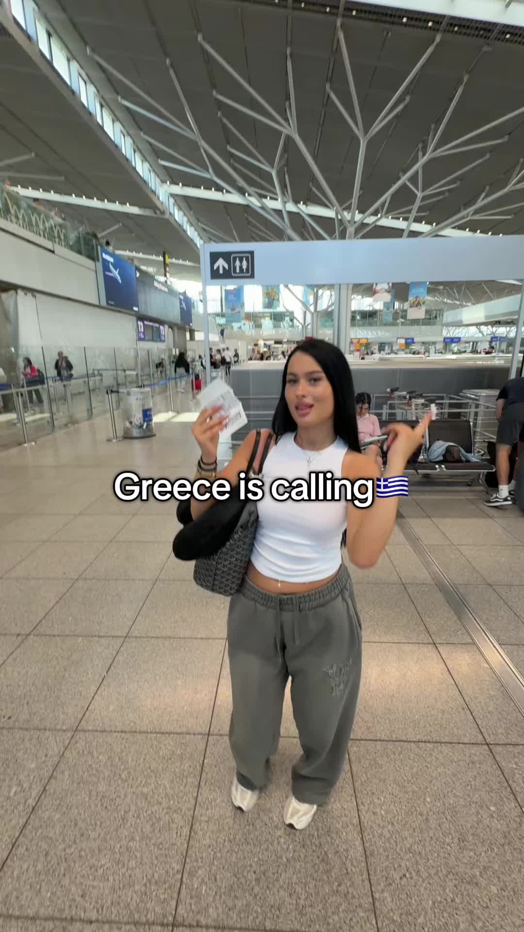@𝓔𝓶𝓮𝓵𝓲𝓮