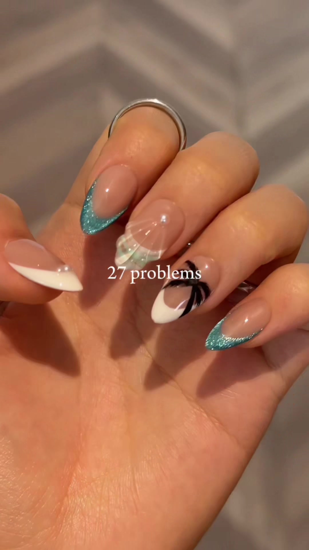 @Nailphoria