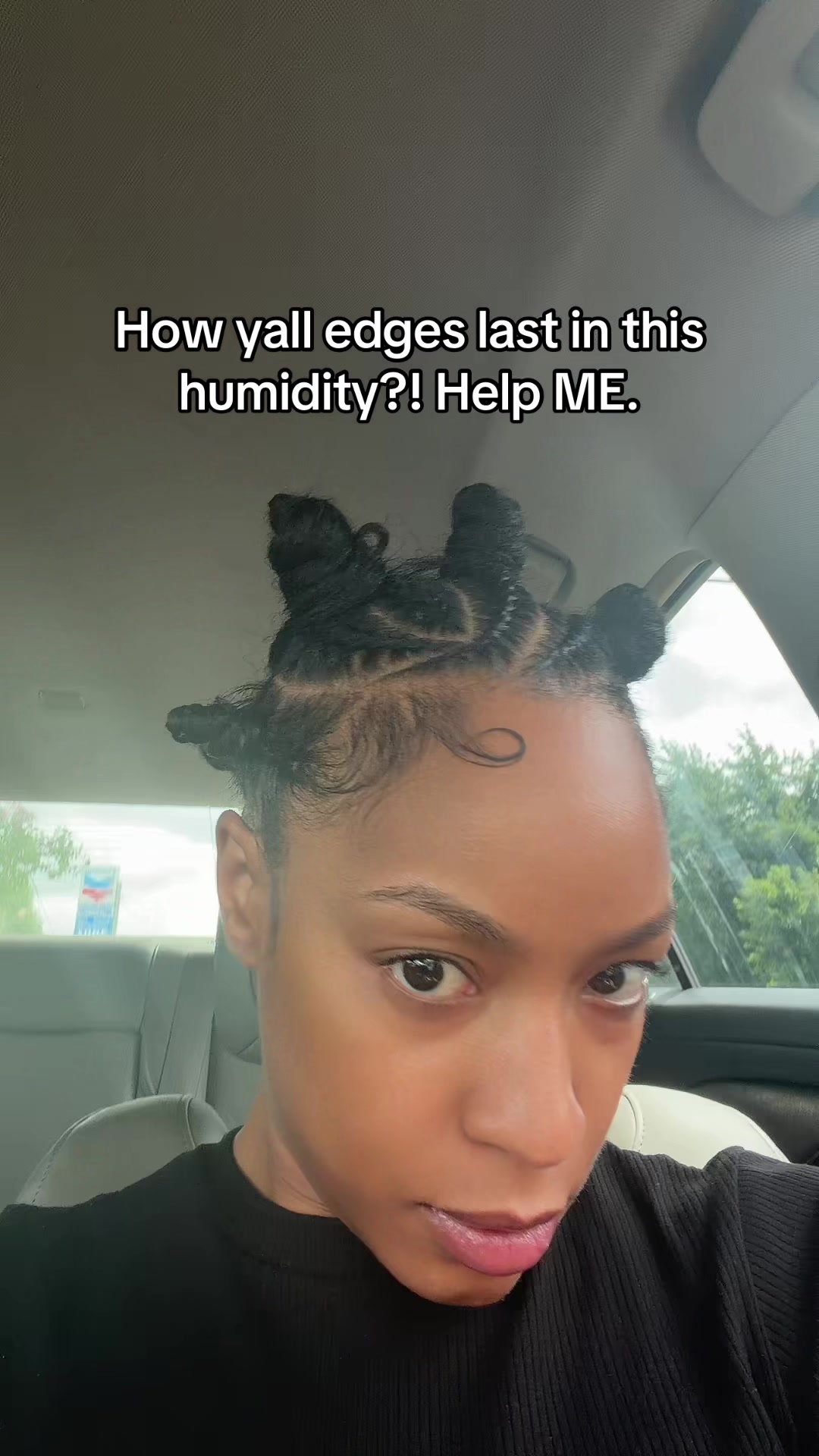 @AshMona